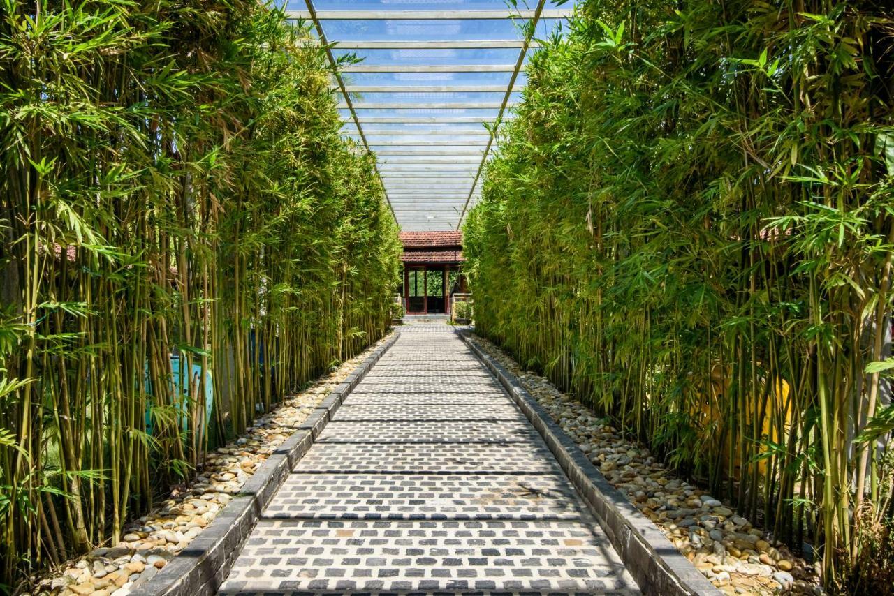 Sankofa Village Hill Resort & Spa Hue Esterno foto